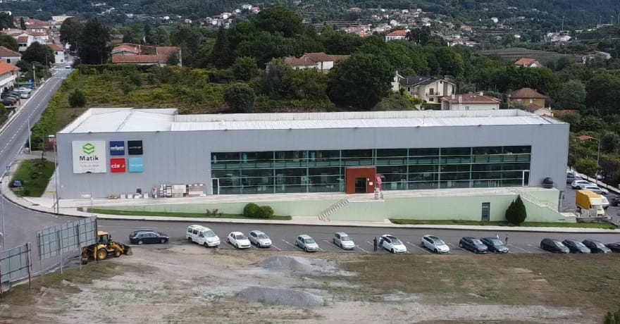 Fachada da loja Matik em São Pedro do Sul.